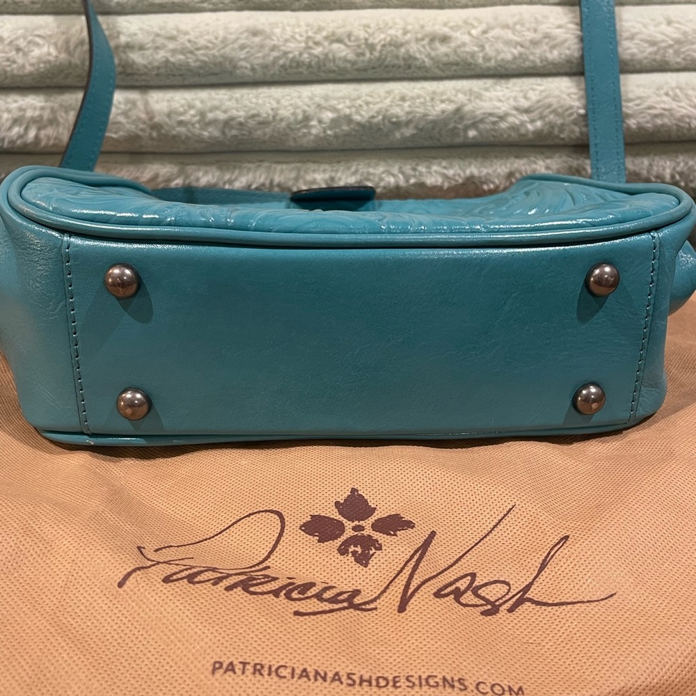 Patricia Nash Teal Hand Tooled Leather Bag-all reasonable offers considered - Picture 7 of 9